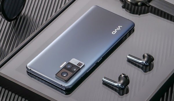 Vivo X50 Pro с гимбал технология за стабилизиране при снимане