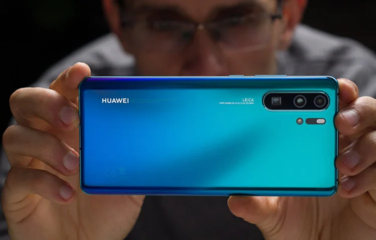 Huawei ще загубят много, ако САЩ не подновят лиценза
