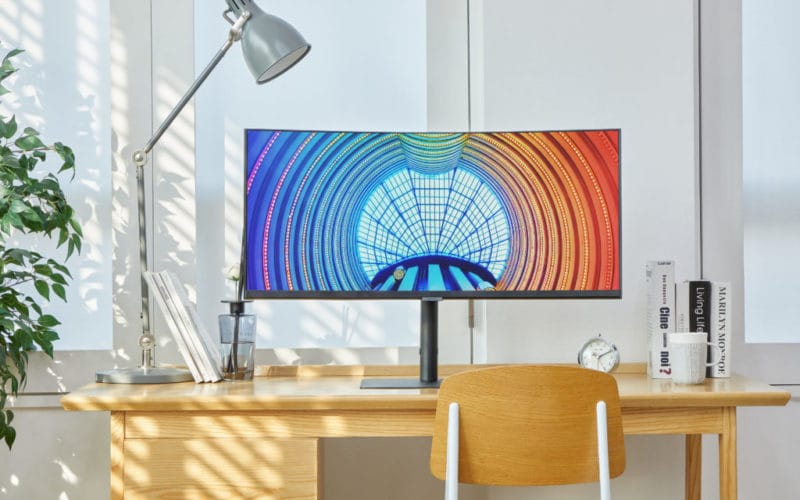 4K монитори на Samsung