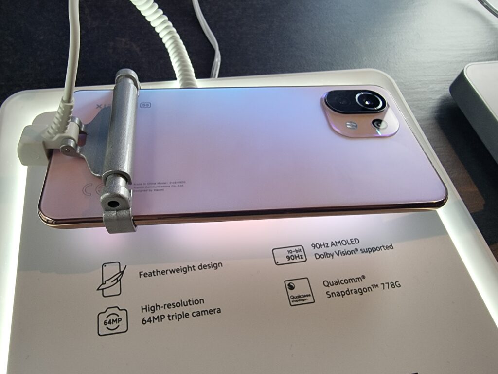 Xiaomi-11-Lite-5G-NE-розов