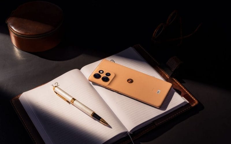 Motorola Edge 50 - cover