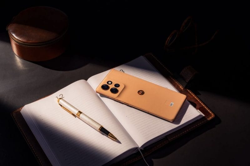 Motorola Edge 50 - cover