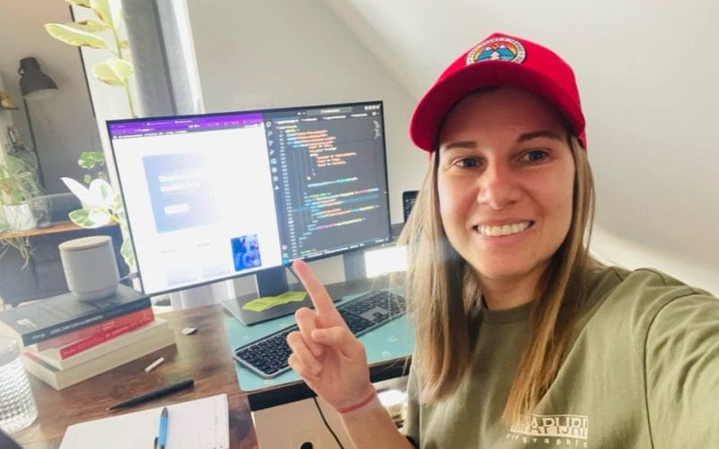 {dev} blondie - по пътя от психологията към програмирането с Петя Петкова