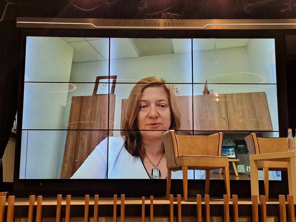 Simona Rollinson - COO в ISACA на SheLEadsTech Sofia 2024