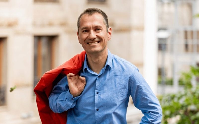 eduard hadzholyan - cover photo