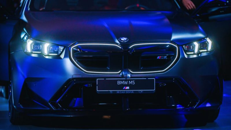 изгря с High Performance стил в „М Кар София“