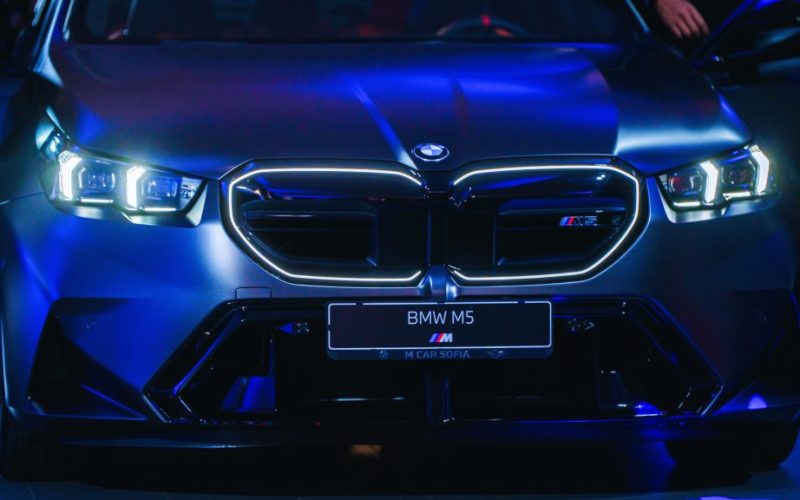 изгря с High Performance стил в „М Кар София“