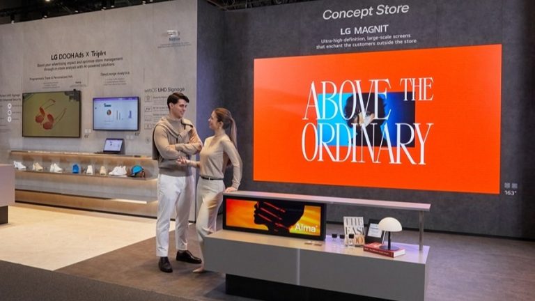 LG представя иновативни дигитални дисплей решения за B2B сектори на ISE 2025 в Барселона. От Kinetic LED с AI технология до ултра ярки външни дисплеи и подобрени LG MAGNIT micro LED панели, компанията демонстрира водещи технологии, които оптимизират бизнес средата и клиентското изживяване.