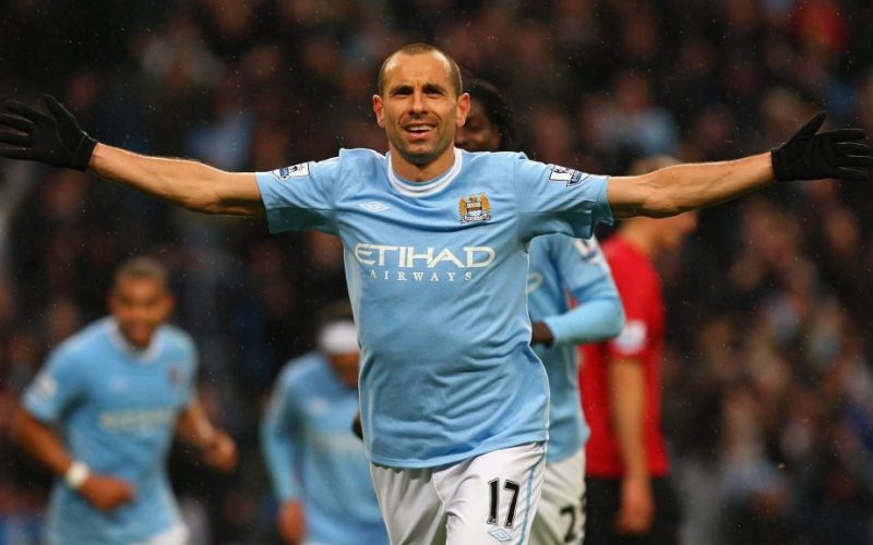 Легендарният български футболист Мартин Петров ще бъде специален гост при посещението на Купата на Висшата лига в София! ?⚽ Феновете ще имат възможност да се срещнат с него и да се снимат с двата престижни трофея на 25 февруари в Сердика Център