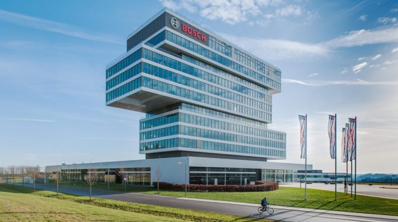 Bosch: От малка работилница до глобален технологичен гигант. В тази статия проследяваме 130 години иновации, автомобилни технологии, индустриална автоматизация и устойчиви решения, които оформят бъдещето.