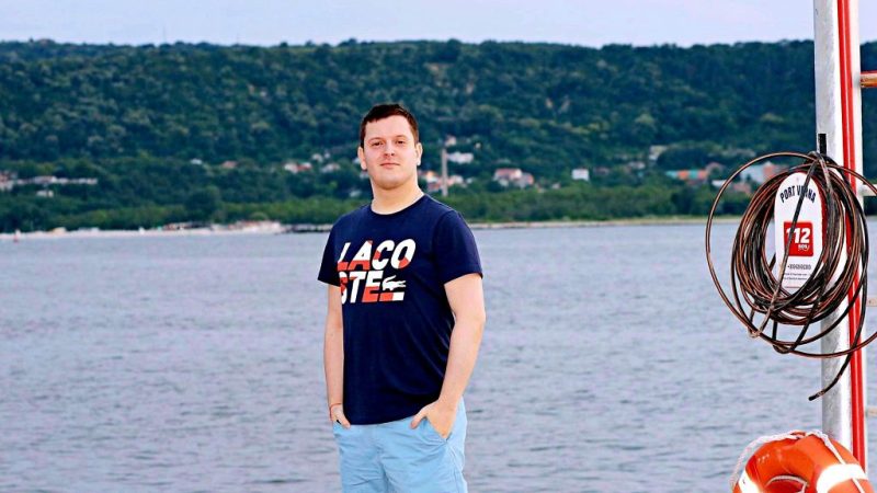 Дидо Григоров – за любовта към пианото, журналистиката и програмирането , първите стъпки със C++ към AI и Python в Stanford и напред.