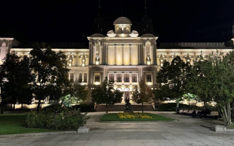 Как Итроникс променя облика на българските градове с умно улично и фасадно осветление – от естетика и икономия до сигурност и устойчивост.