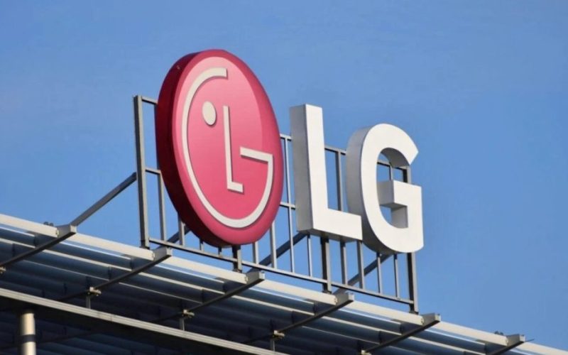 LG отчита рекордни приходи за Q1 2025 благодарение на ръст в B2B, абонаментни услуги и директни продажби. Устойчив растеж и иновации.