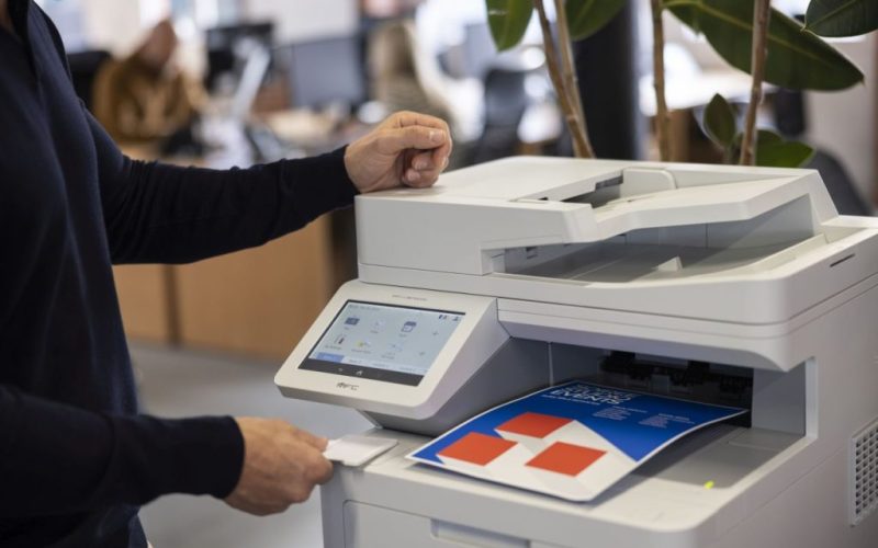 Фалшивите консумативи могат да повредят принтера, да застрашат здравето ви и да замърсят природата. Brother и Amazon действат срещу измамата.