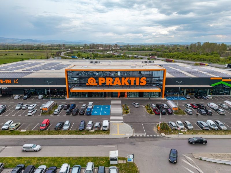 Практис открива най-големия DIY магазин в България – 22 743 кв.м с 50 000 артикула, иновации, солари, етикети от ново поколение и мащабен строителен център.