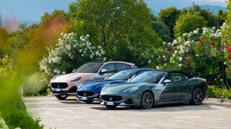 Maserati отбеляза 100 години от логото си с триумфално участие в 1000 Miglia 2025 – елегантна среща на класика, стил и технологичен напредък.