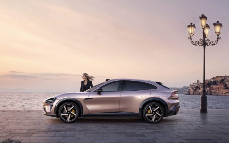 Xiaomi YU7: луксозен електрически SUV с 835 км пробег, 690 к.с., ултра комфорт и иновации за новата ера на автомобилите. Вижте повече!