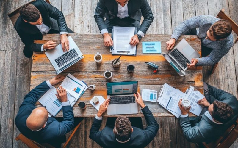 Как български организации спестяват хиляди евро с непряко софтуерно лицензиране и интелигентни обществени поръчки за IT решения.