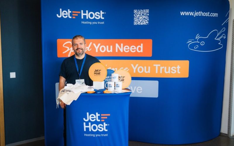 JetHost придобива американската WebHostFace, разширявайки глобалното си присъствие с амбиция да стане водещ международен хостинг бранд.