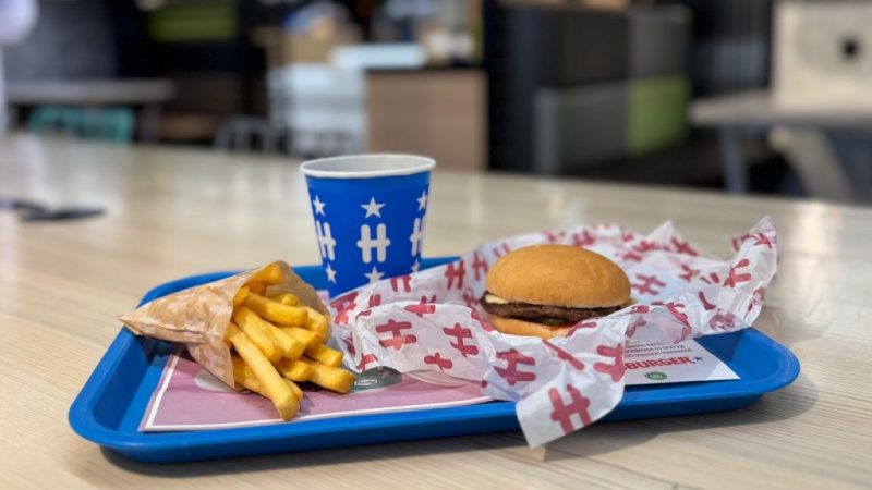 Hesburger прекратява детското меню от пролетта на 2026 г. в името на устойчивото развитие и отговорния маркетинг към д