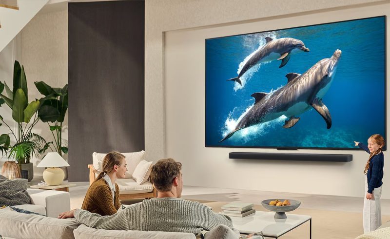 Потопете се в мистерии у дома – LG QNED превръща всекидневната в Escape Room с кино картина, Dolby Atmos и интерактивни игри.