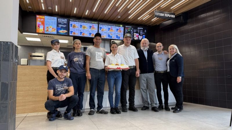 Hesburger откри своя 34-ти ресторант в България – в XOPark Sofia, след инвестиция от 500 000 евро. Компанията планира още 4 обекта до края на 2025 г.