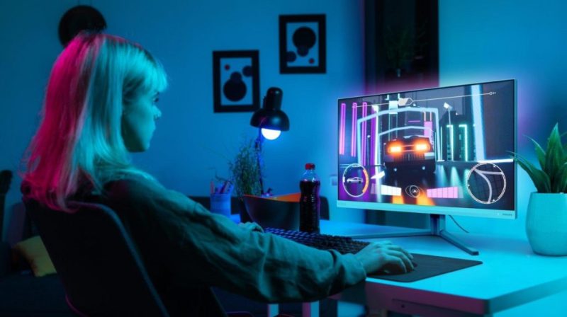 Philips Evnia 27M2N5901A: двурежимен 27" монитор с UHD@160Hz и FHD@320Hz, AI Ambiglow подсветка и пълна свързаност. Идеален за геймъри и професионалисти.