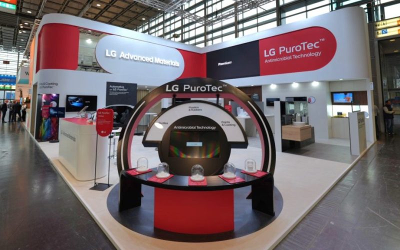 LG представи PuroTec™ – антимикробен материал от ново поколение, който обединява технологии, устойчивост и иновации. Решението дебютира на K 2025 в Германия, поставяйки нов стандарт в индустрията на материалните науки.