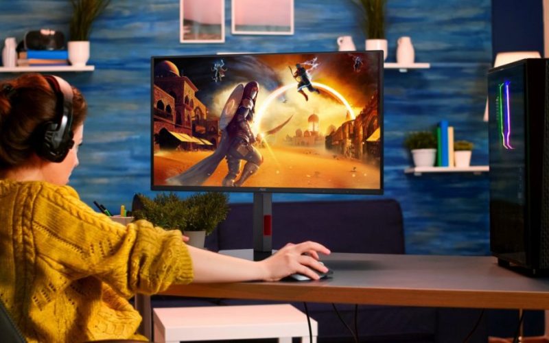 AGON by AOC представи първите QD-OLED монитори Q27G4ZDR и Q27G4SDR – 240Hz и 360Hz, с HDR и дизайн от серия G4, достъпни от ноември 2025 г.