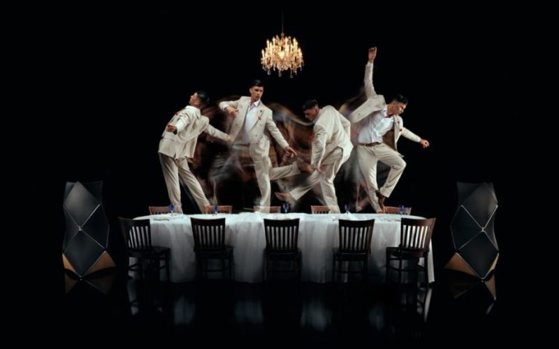 Bang & Olufsen отбелязва 100 години, разкривайки нова визия за технологичен лукс, устойчив дизайн и продукти, създадени да бъдат обичани, възстановявани и предавани през поколенията.