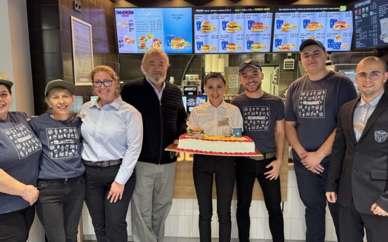 Hesburger открива 33-ия си ресторант в България – в Благоевград, след инвестиция от 1,5 млн. евро и с разкриване на 15 нови работни места.