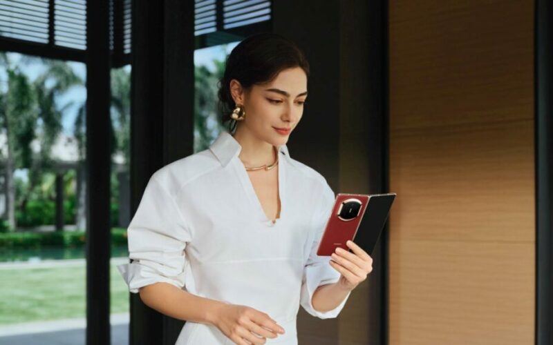 HUAWEI Mate X7 вече е наличен в България – сгъваем смартфон с флагманска фотография, издръжлив дизайн и впечатляваща производителност.