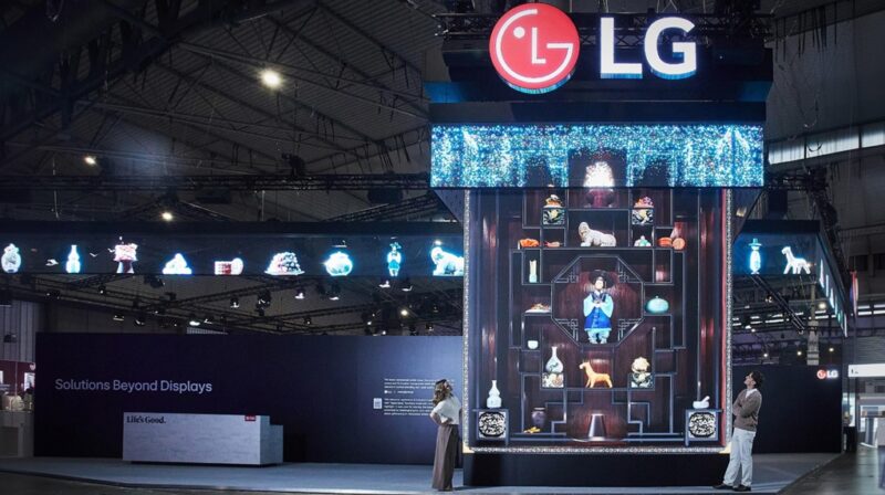 LG представя „Solutions Beyond Displays“ на ISE 2026 – интегрирани B2B дисплейни и софтуерни решения с AI за реални бизнес среди.