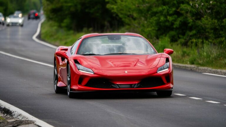 Над 30 Ferrari автомобила се събраха за първи път на писта в България по време на Passione Ferrari Community Drive 2026.