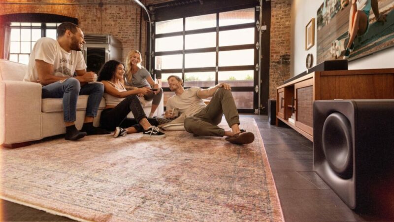 Klipsch Flexus Sound System предлага модулно домашно кино без кабели, Dolby Atmos звук и гъвкаво надграждане според нуждите.