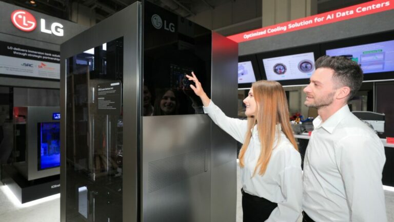 LG получи NVIDIA сертификат за своя 600kW CDU за течно охлаждане на AI центрове за данни и планира сертифициране на системи до 4MW.