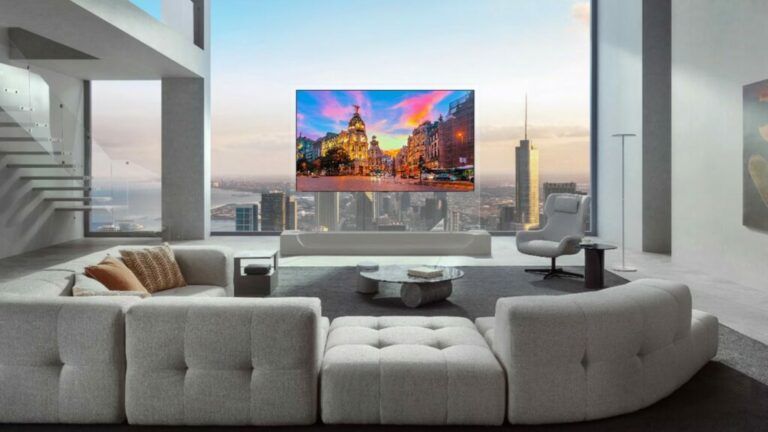 LG OLED evo AI W6 е дебел 9,95 мм и комбинира безжично 4K предаване, Reflection Free Premium и LG Gallery+ с над 5000 произведения.