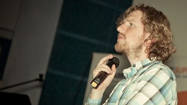 Бордът на Automattic изпрати Matt Mullenweg в платен отпуск против волята му. Mark Davies поема като временен CEO, но Mullenweg остава начело на WordPress.